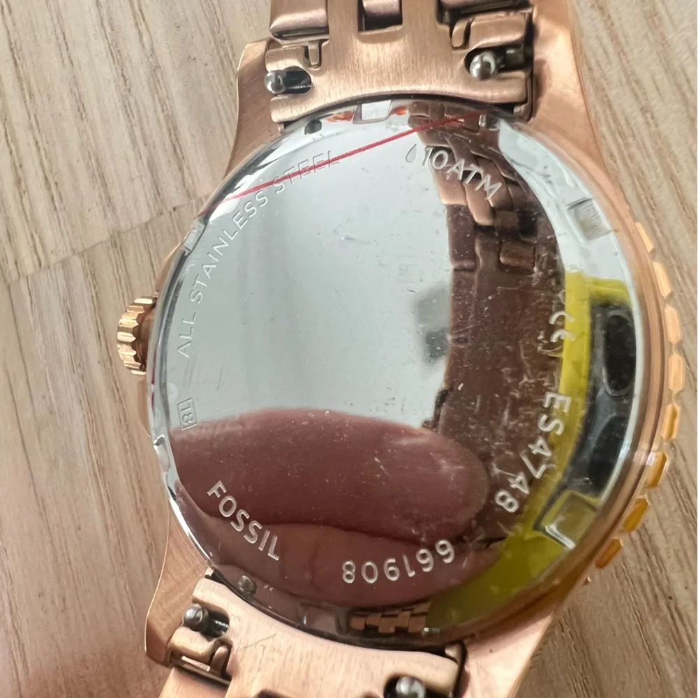 Fossil ladies rose gold tone sporty fashion watch NEW BATTERY